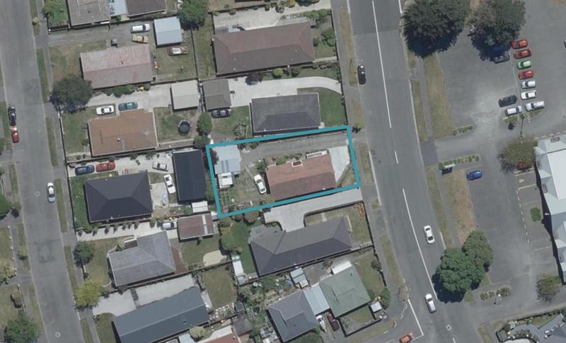 177 Queenspark Drive, Parklands, Christchurch - Carousel 1