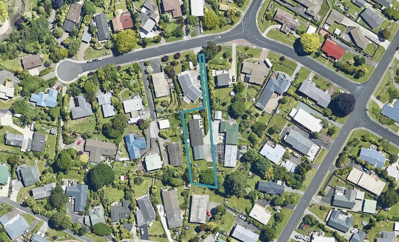 6 Solly Place, Springfield, Rotorua - Carousel 1