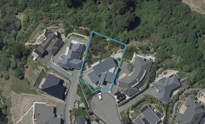 10 Eridge Place, Huntsbury, Christchurch - Carousel 1
