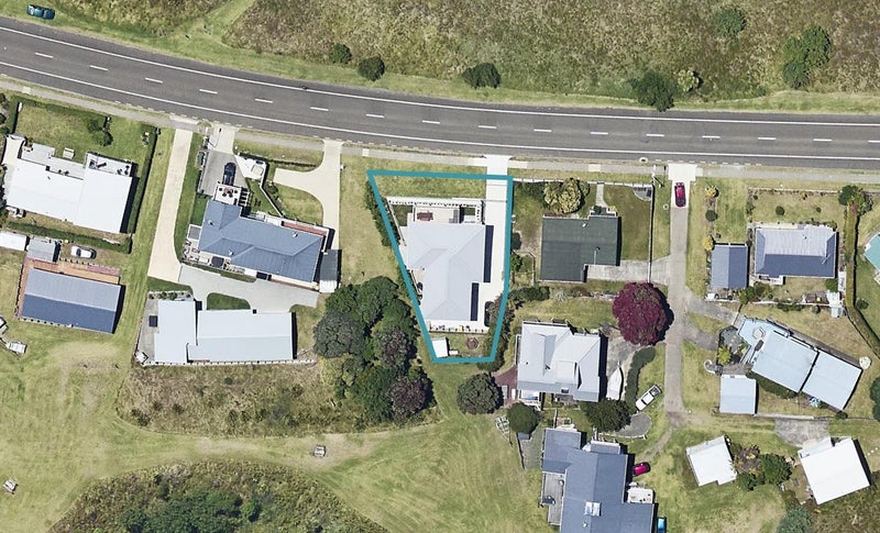 430 Harbour Road, Ohope, Ōhope - Carousel 1
