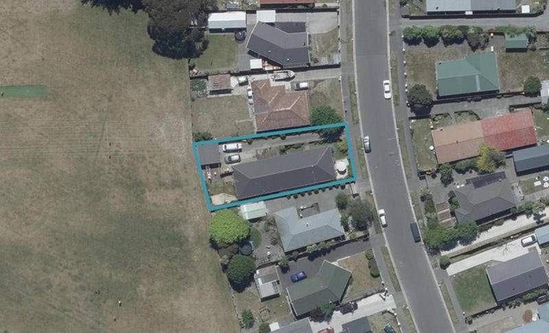 2/31 Lamorna Road, Parklands, Christchurch - Carousel 1
