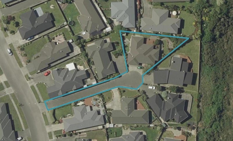28A Johnstone Drive, Fitzherbert, Palmerston North - Carousel 1