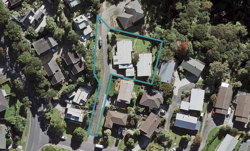 1/6 Valecrest Place, Bayview, Auckland - Carousel 1