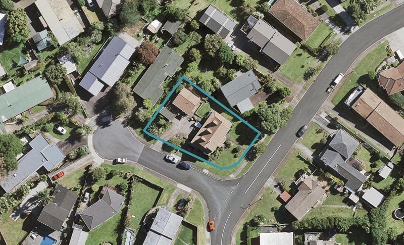 16 April Place, Red Hill, Papakura - Carousel 1