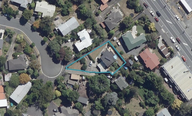 41 Bretton Terrace, Hillcrest, Hamilton - Carousel 1