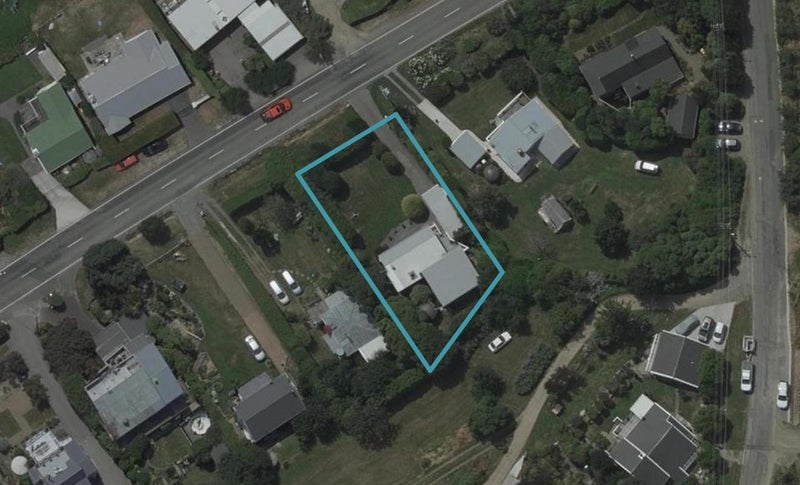 414 Marine Drive, Charteris Bay, Governors Bay - Carousel 1