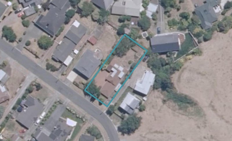 14 Aubrey Crescent, Rainbow Point, Taupō - Carousel 1