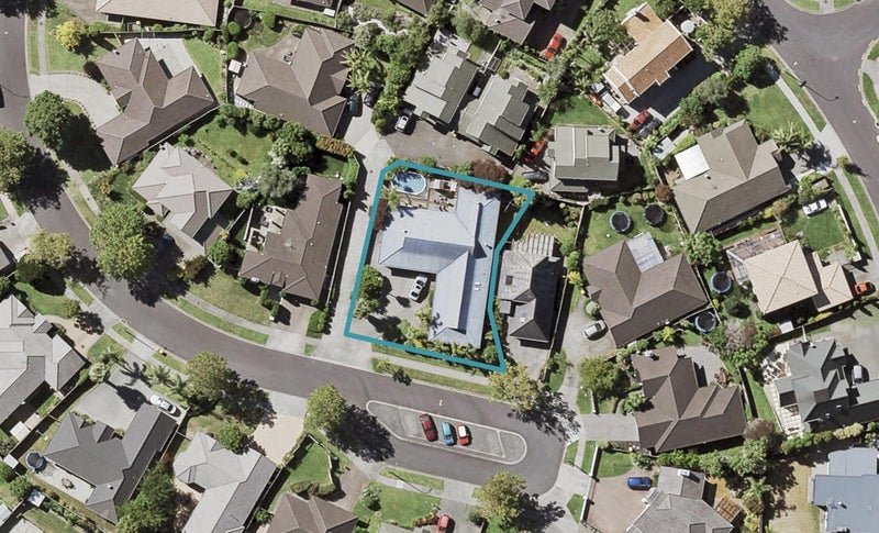 18 Kilsyth Way, East Tamaki Heights, Auckland - Carousel 1
