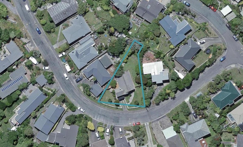 6 Huntleigh Park Way, Ngaio, Wellington - Carousel 1