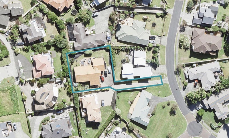 17 Commodore Court, Gulf Harbour, Whangaparaoa - Carousel 1
