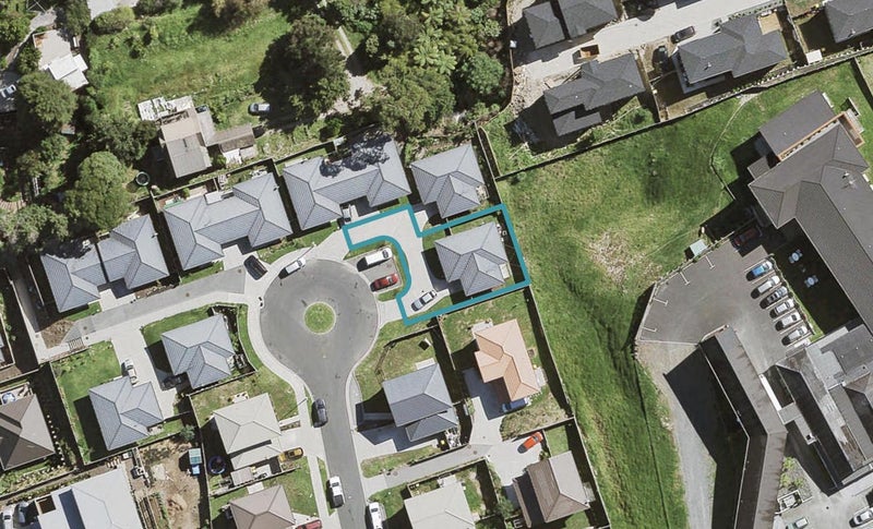 33 Denver Avenue, Sunnyvale, Auckland - Carousel 1