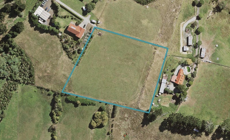 32A Red Hills Road, Massey, Auckland - Carousel 1