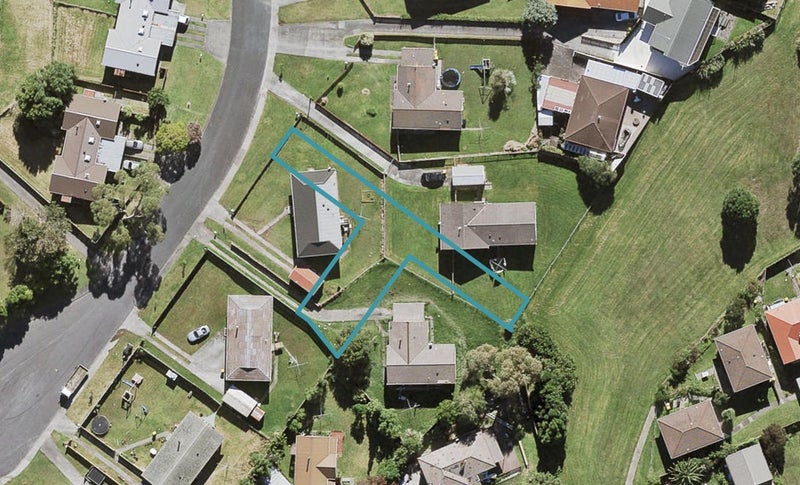 5 Hono Way, West Harbour, Auckland - Carousel 1