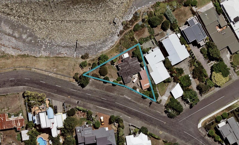 1 Whakarire Avenue, Westshore, Napier - Carousel 1