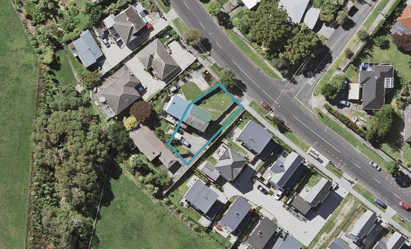 39 Apirana Avenue, Glen Innes, Auckland - Carousel 1