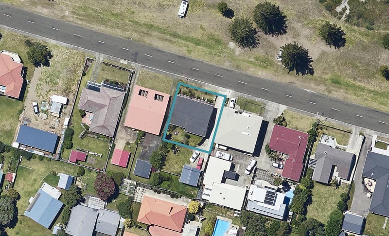 168 Ocean Road, Ohope, Ohope - Carousel 1