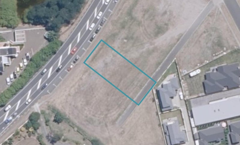 3/3 Tremaine Avenue, Two Mile Bay, Taupō - Carousel 1
