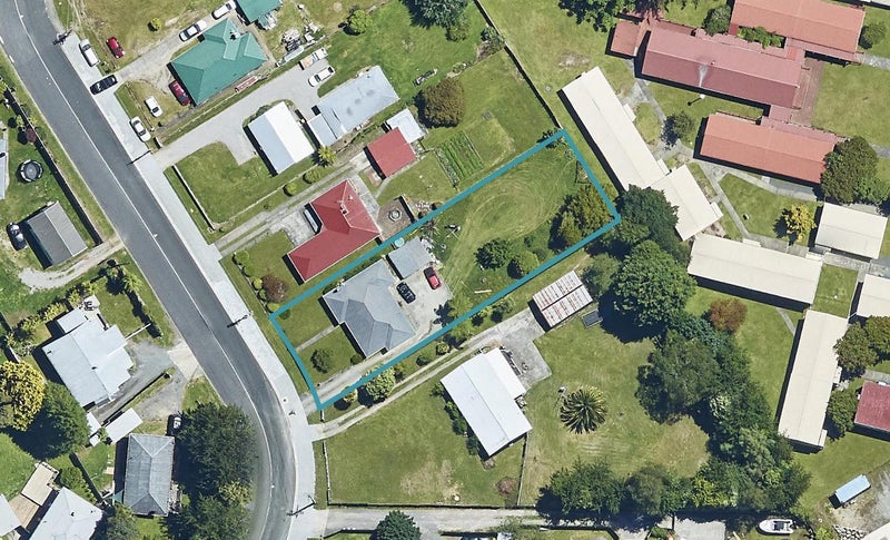 8 Gordon Road, Western Heights, Rotorua - Carousel 1