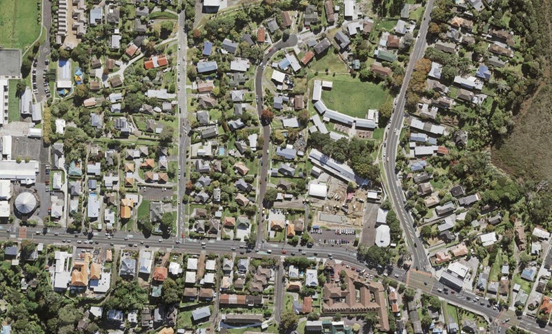 5 Nutsey Avenue, Northcote, Auckland - Carousel 1
