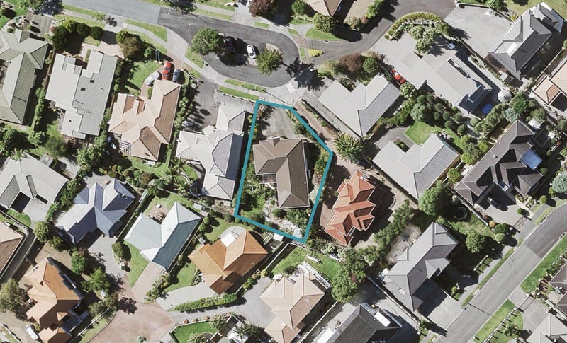 23 Bronte Place, Somerville, Auckland - Carousel 1