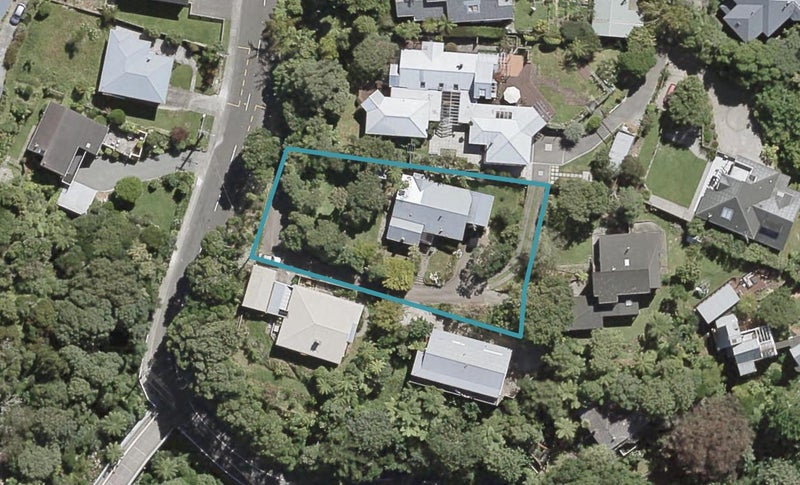 14 Park Road, Belmont, Lower Hutt - Carousel 1