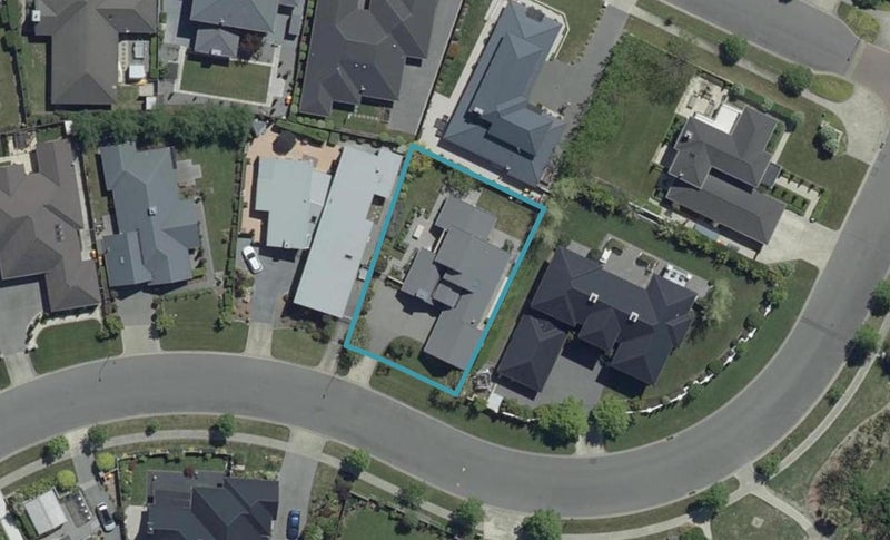 14 Glen Oaks Drive, Northwood, Christchurch - Carousel 1