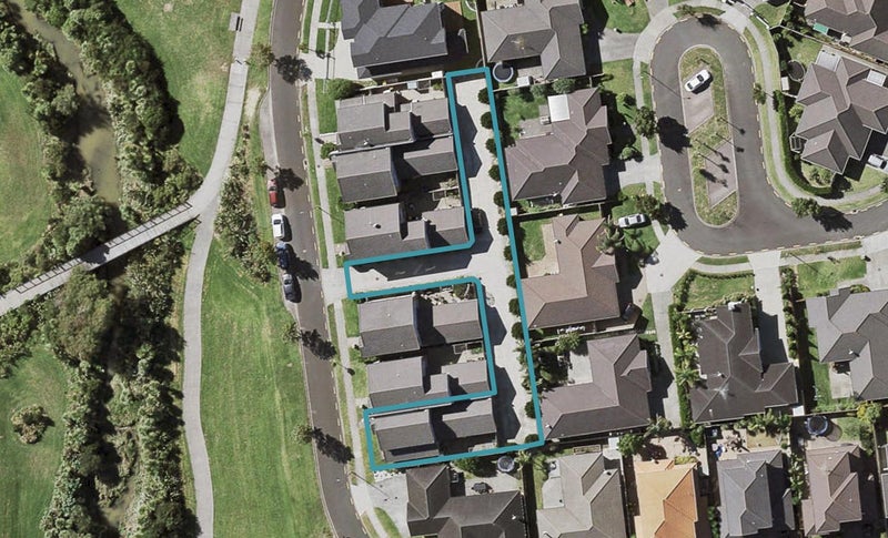 38 Salford Crescent, Flat Bush, Auckland - Carousel 1