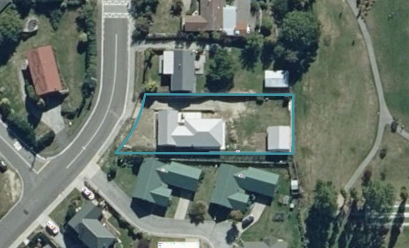 13 Totara Terrace, Wānaka - Carousel 1