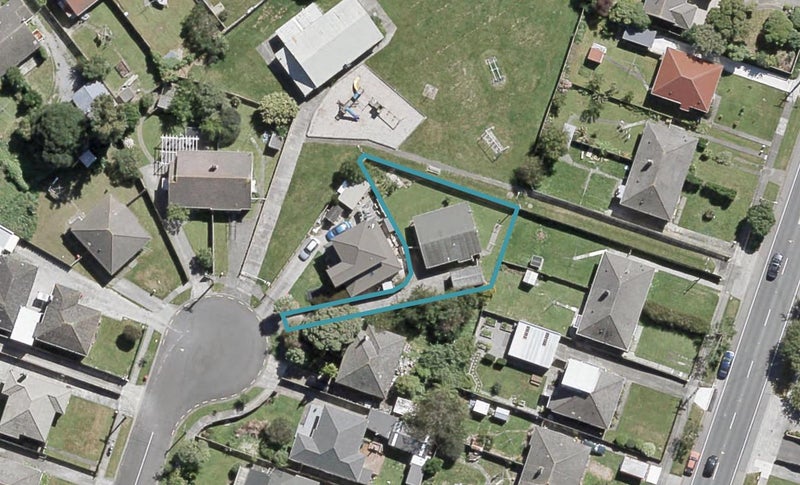 18A Purser Grove, Fairfield, Lower Hutt - Carousel 1