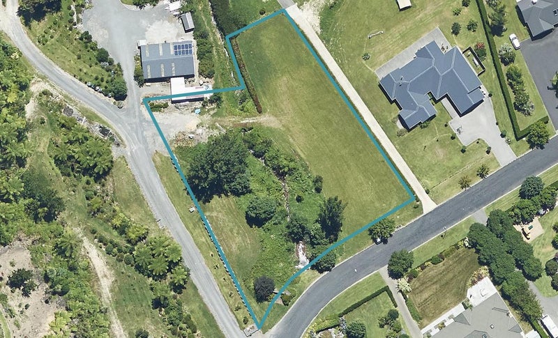 65 Pengary Lane, Pyes Pa, Tauranga - Carousel 1