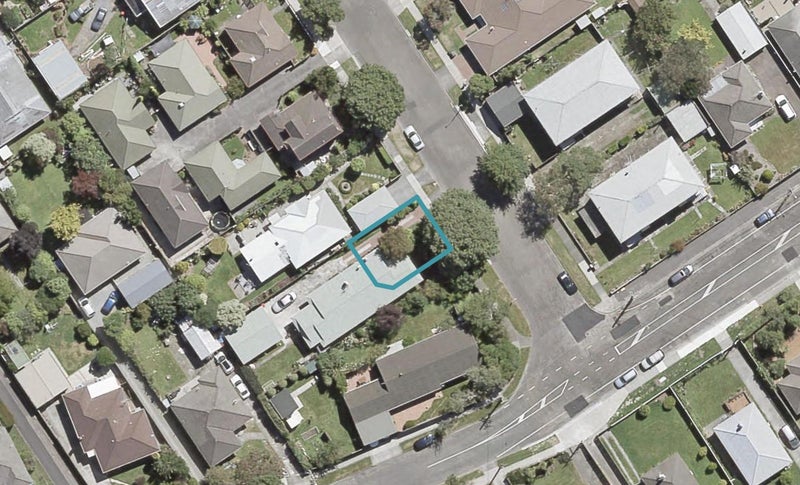 12 Palmer Crescent, Silverstream, Upper Hutt - Carousel 1