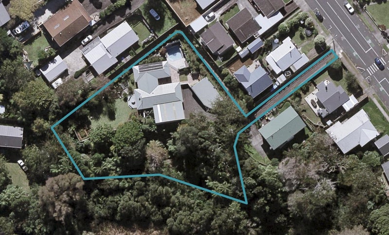 172A Mangorei Road, Merrilands, New Plymouth - Carousel 1