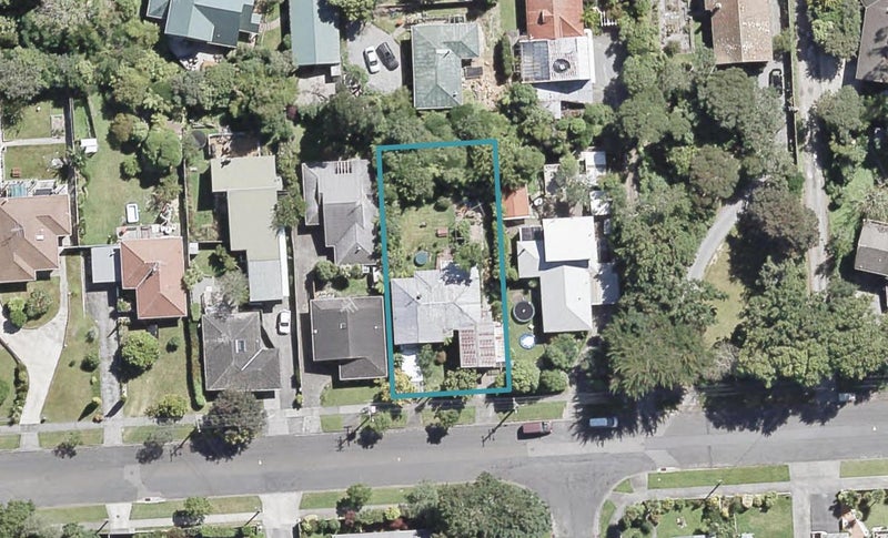 45 Manuka Street, Stokes Valley, Lower Hutt - Carousel 1