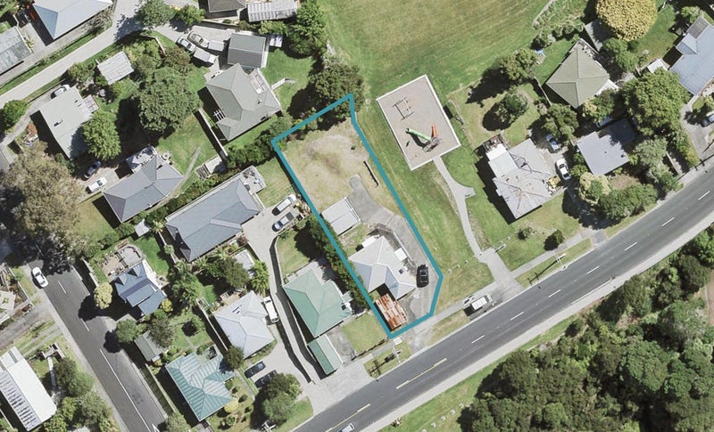 31 Withers Road, Glen Eden, Auckland - Carousel 1