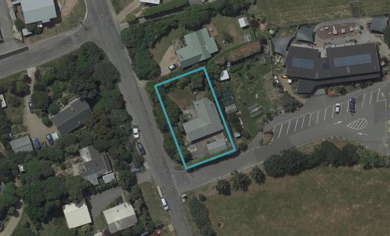 9 Hunters Road, Diamond Harbour, Lyttelton - Carousel 1