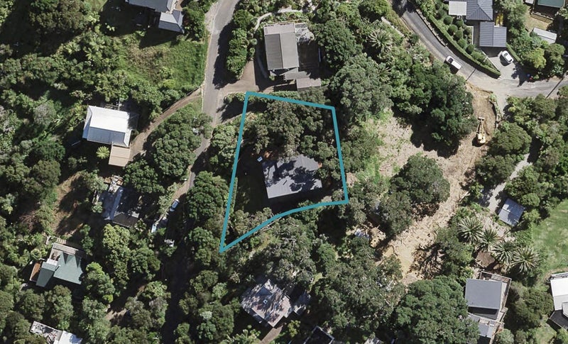 40 Tiri View Road, Palm Beach, Waiheke Island - Carousel 1