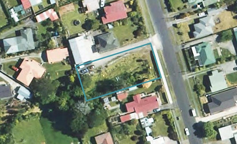 45 Swansea Road, Stratford - Carousel 1