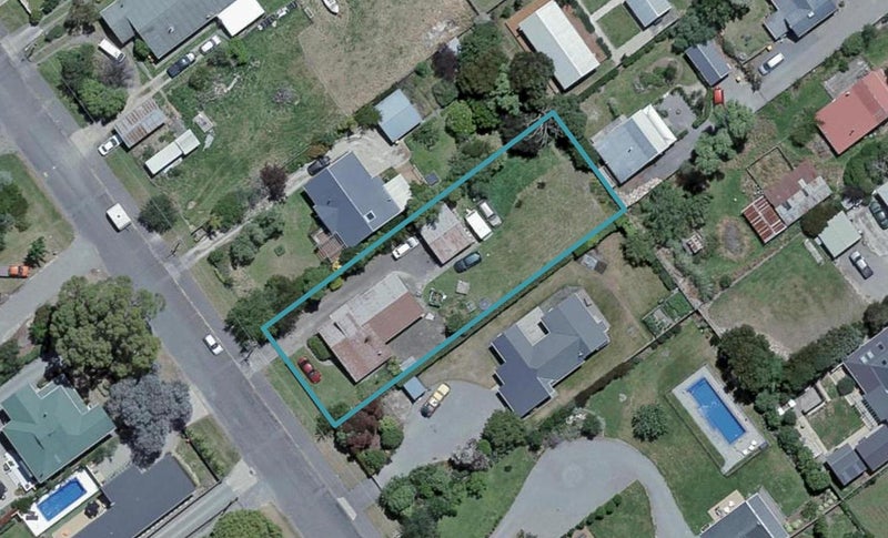 17 Daniel Street, Martinborough - Carousel 1