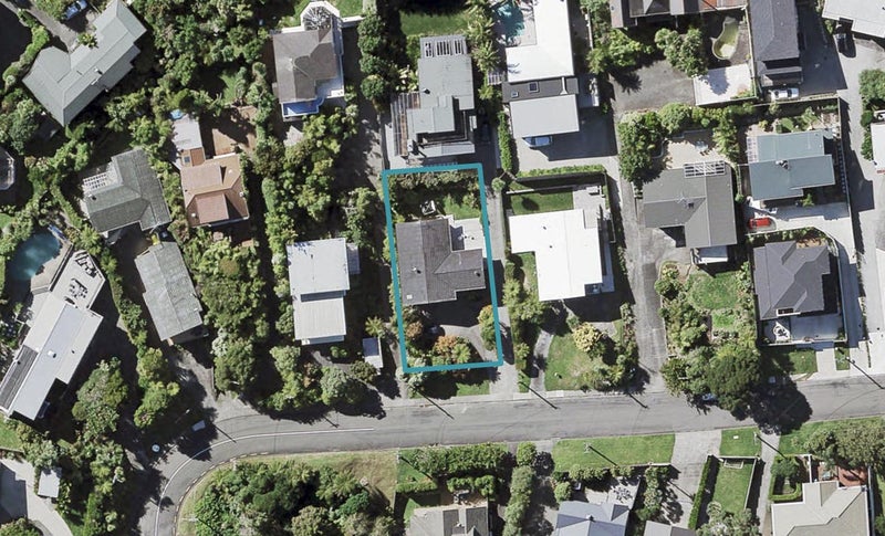 19 Parr Terrace, Castor Bay, Auckland - Carousel 1