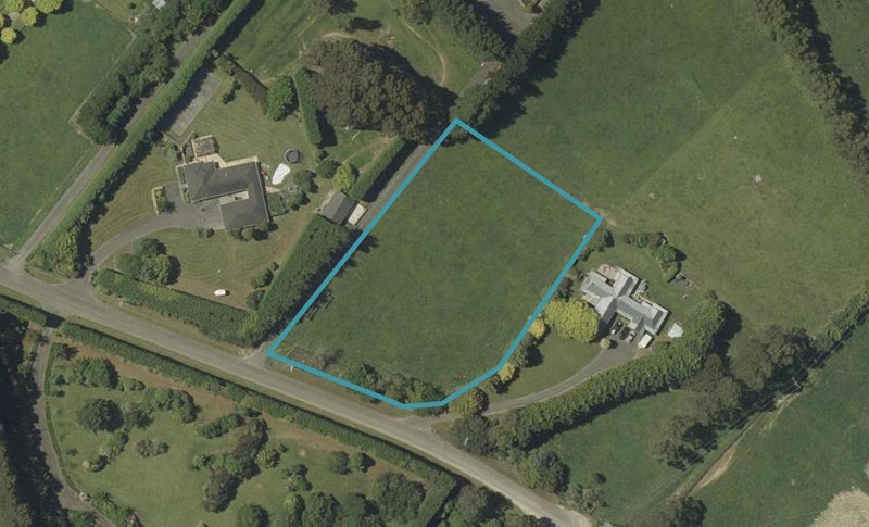 199 Valley Views, Fitzherbert, Palmerston North - Carousel 1