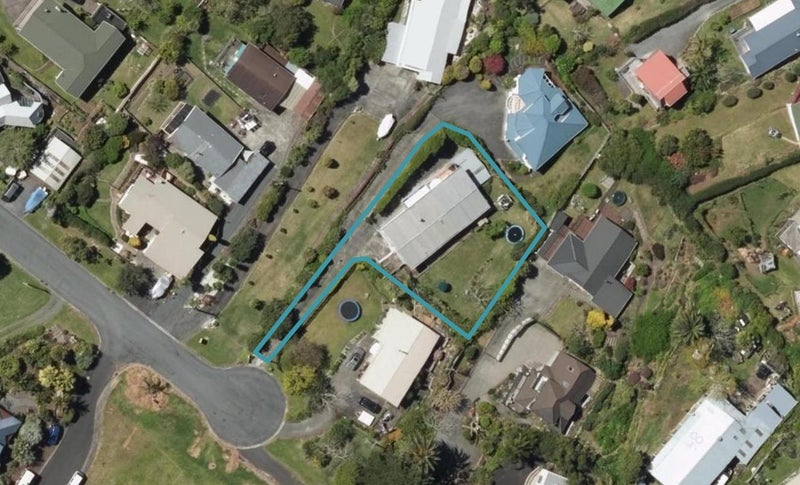 8 Johnson Street, Onerahi, Whangarei - Carousel 1