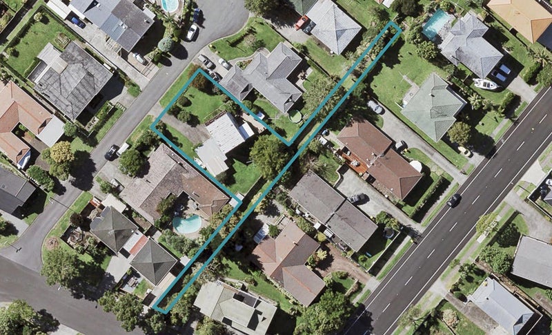 5 Bungalore Place, Half Moon Bay, Auckland - Carousel 1