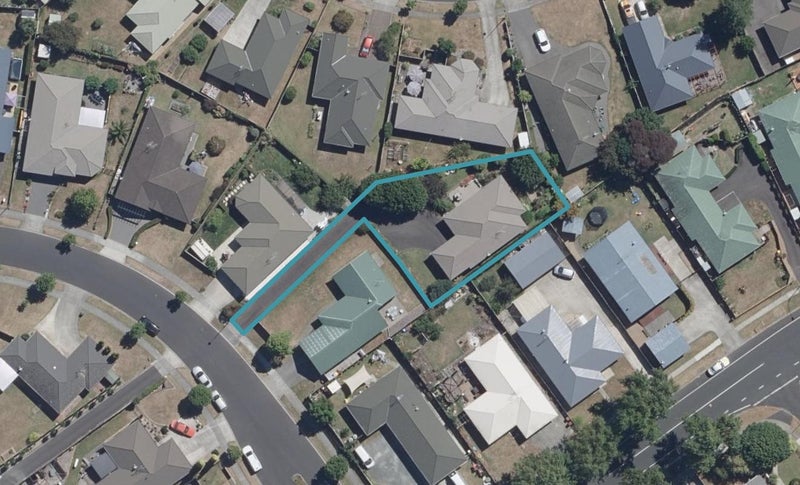 75 Waiwherowhero Drive, St Andrews, Hamilton - Carousel 1
