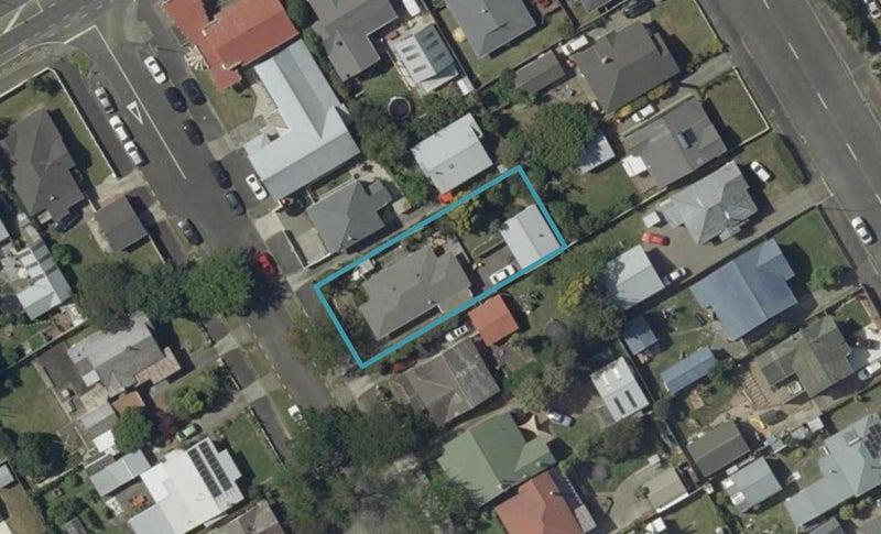 11 Kingswood Street, Takaro, Palmerston North - Carousel 1