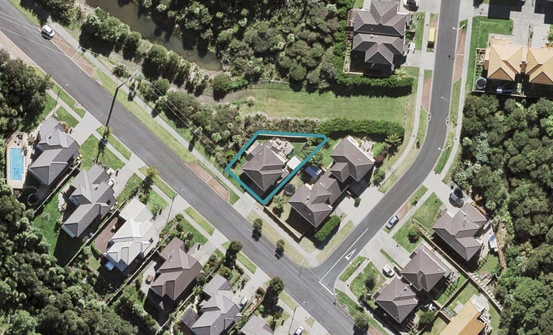 209 Kyle Road, Greenhithe, Auckland - Carousel 1