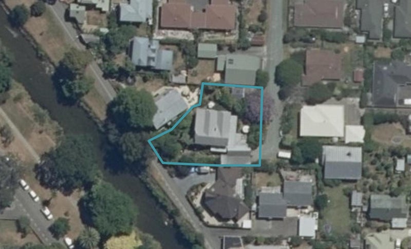 11 Avon Terrace, The Wood, Nelson - Carousel 1