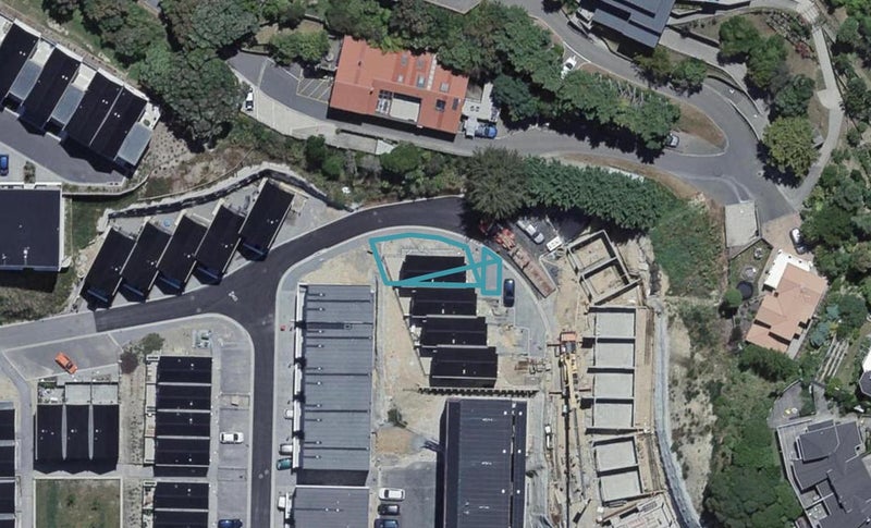 10 Erica Pabst Way, Island Bay, Wellington - Carousel 1
