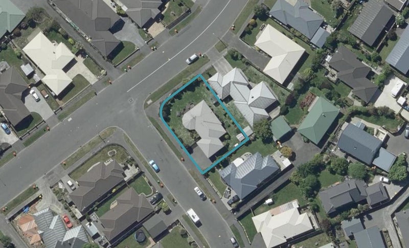 118 Bayswater Crescent, Bromley, Christchurch - Carousel 1