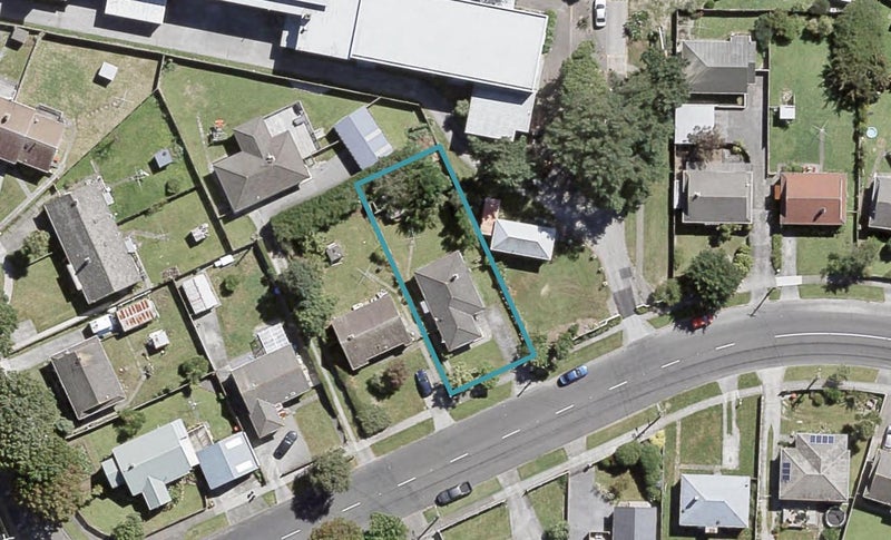63 Waddington Drive, Naenae, Lower Hutt - Carousel 1