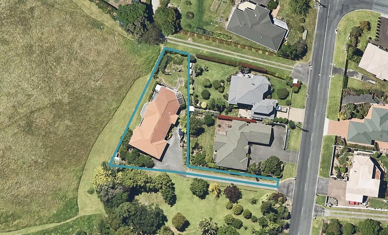 195 Tanners Point Road, Tanners Point, Katikati - Carousel 1